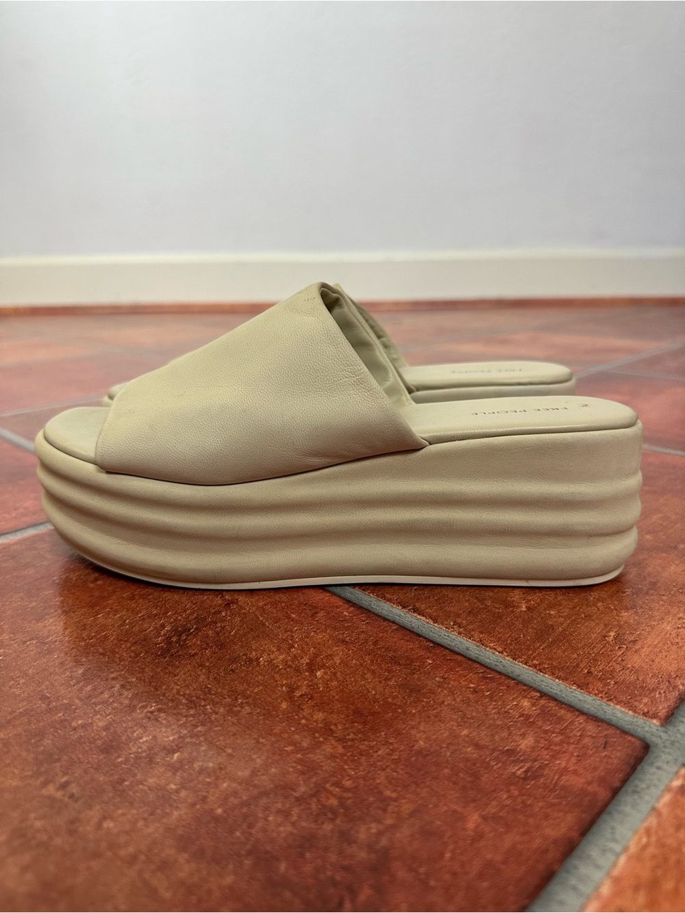 Free People Cream Platform Slide Sandals - Picture 5 of 11